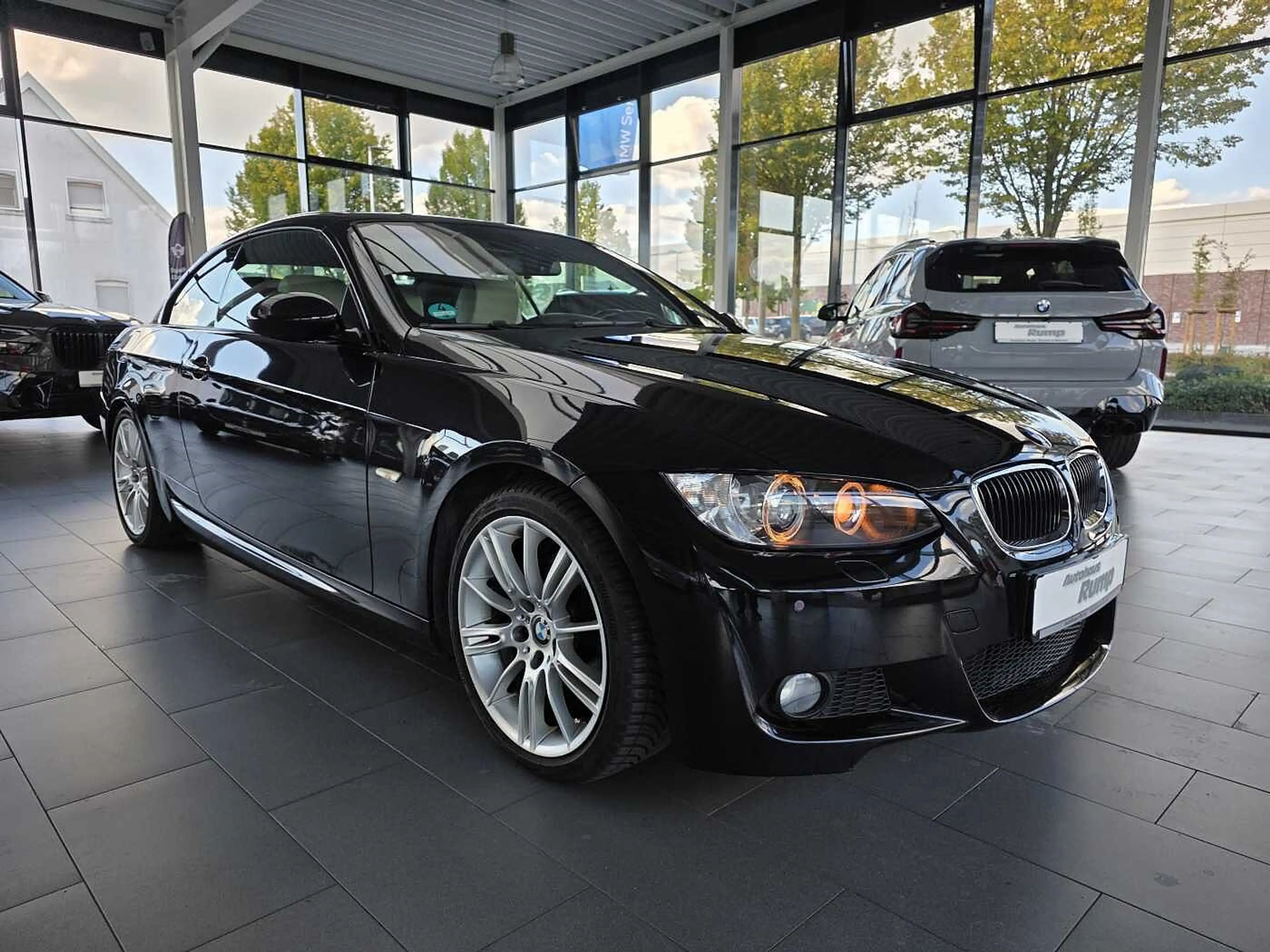 BMW 320 i M-Sport Shadow Line Cabrio Xenon/Memory/Sitzhzg — photo 4