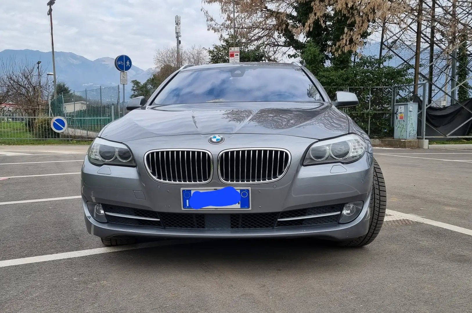 BMW 525 525d Touring Xdrive Business Grigio - 2