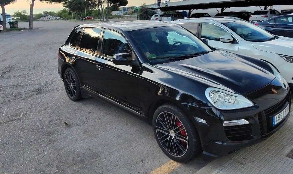 Porsche Cayenne Turbo Aut. - foto 1