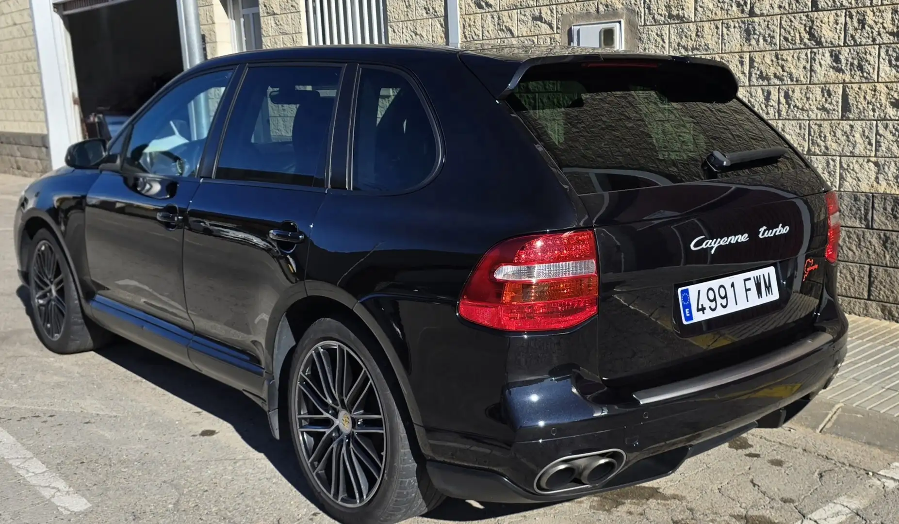 Porsche Cayenne Turbo Aut. - 2