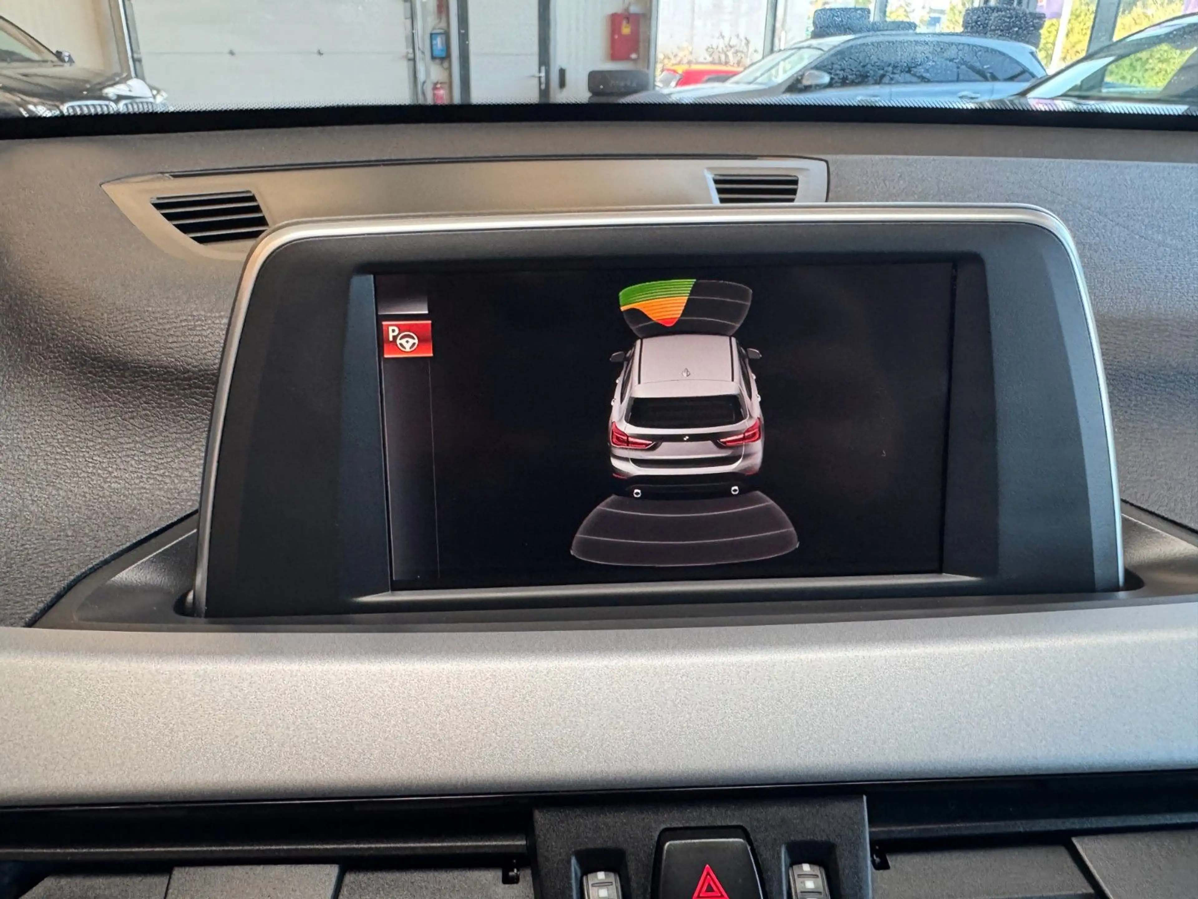 BMW X1 sDrive 18 i *KLIMA*NAVI*PDC*LIMITER* — photo 15