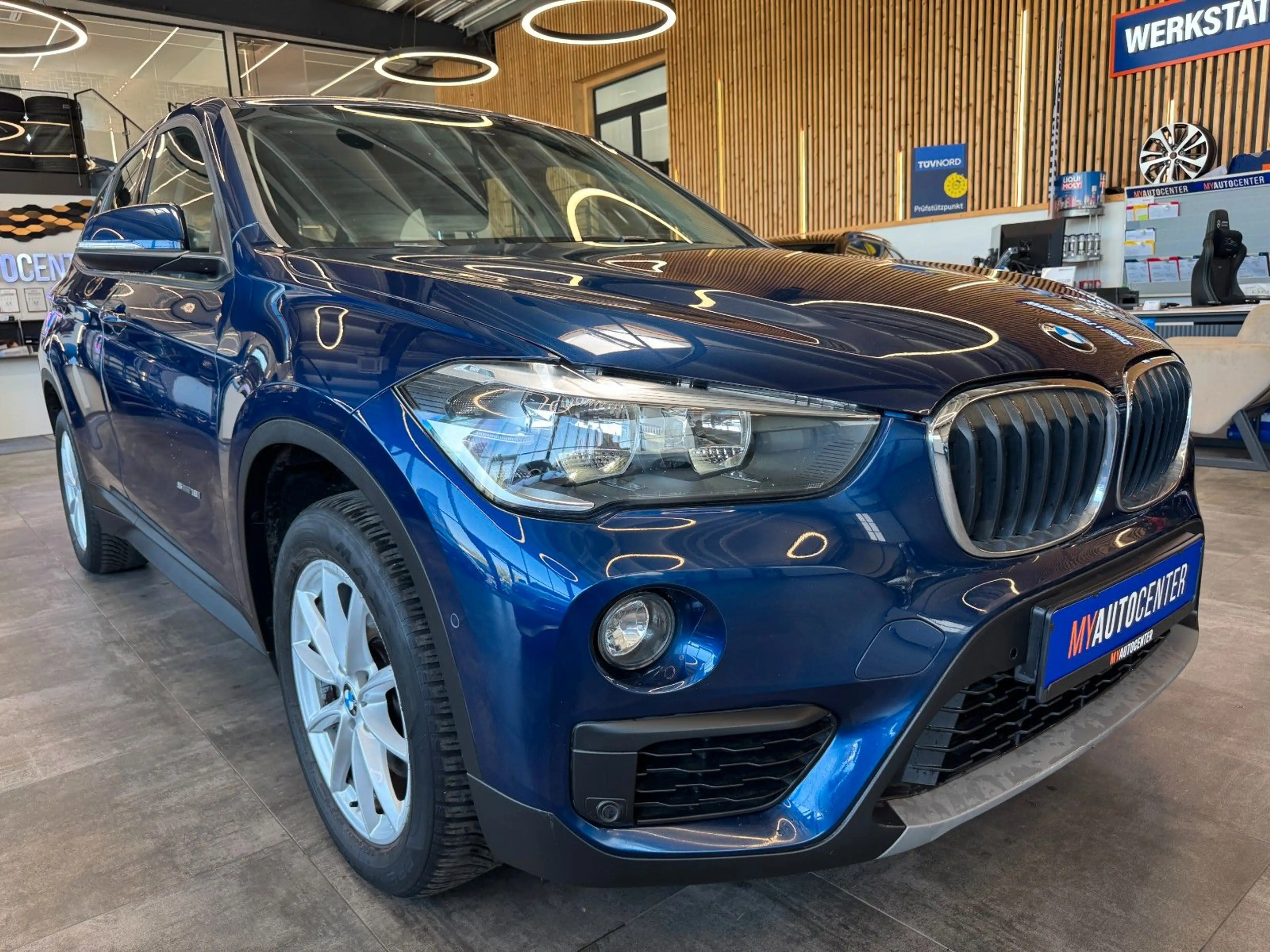 BMW X1 sDrive 18 i *KLIMA*NAVI*PDC*LIMITER* — photo 3