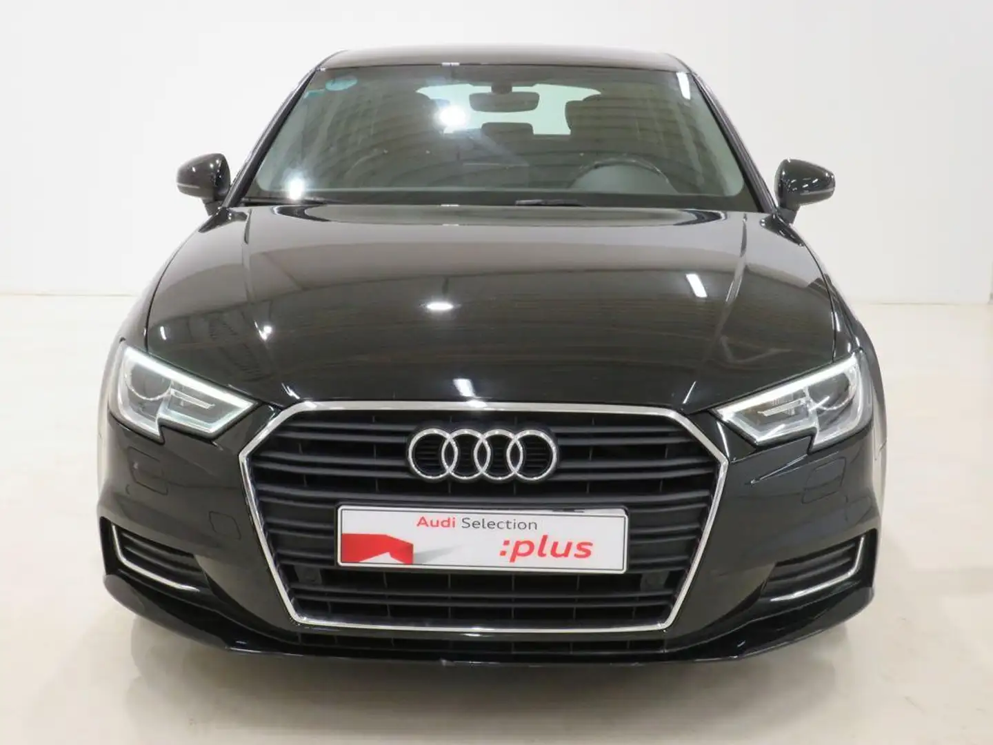 Audi A3 Sportback 1.6TDI Design Edition S tronic 85kW Schwarz - 2