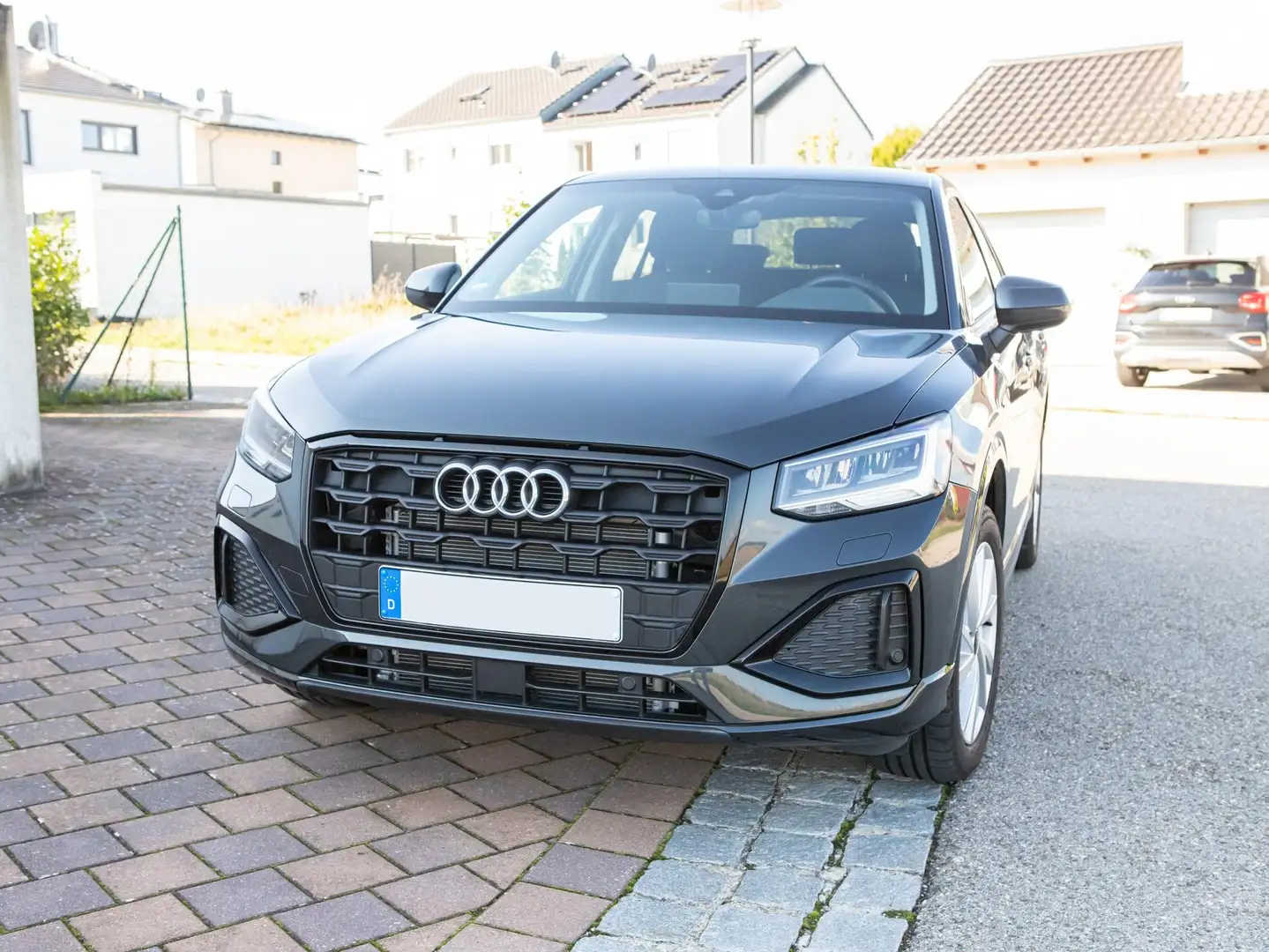 Audi Q2 Q2 35 TFSI advanced AHK LED NAVI ACC Grau - 2