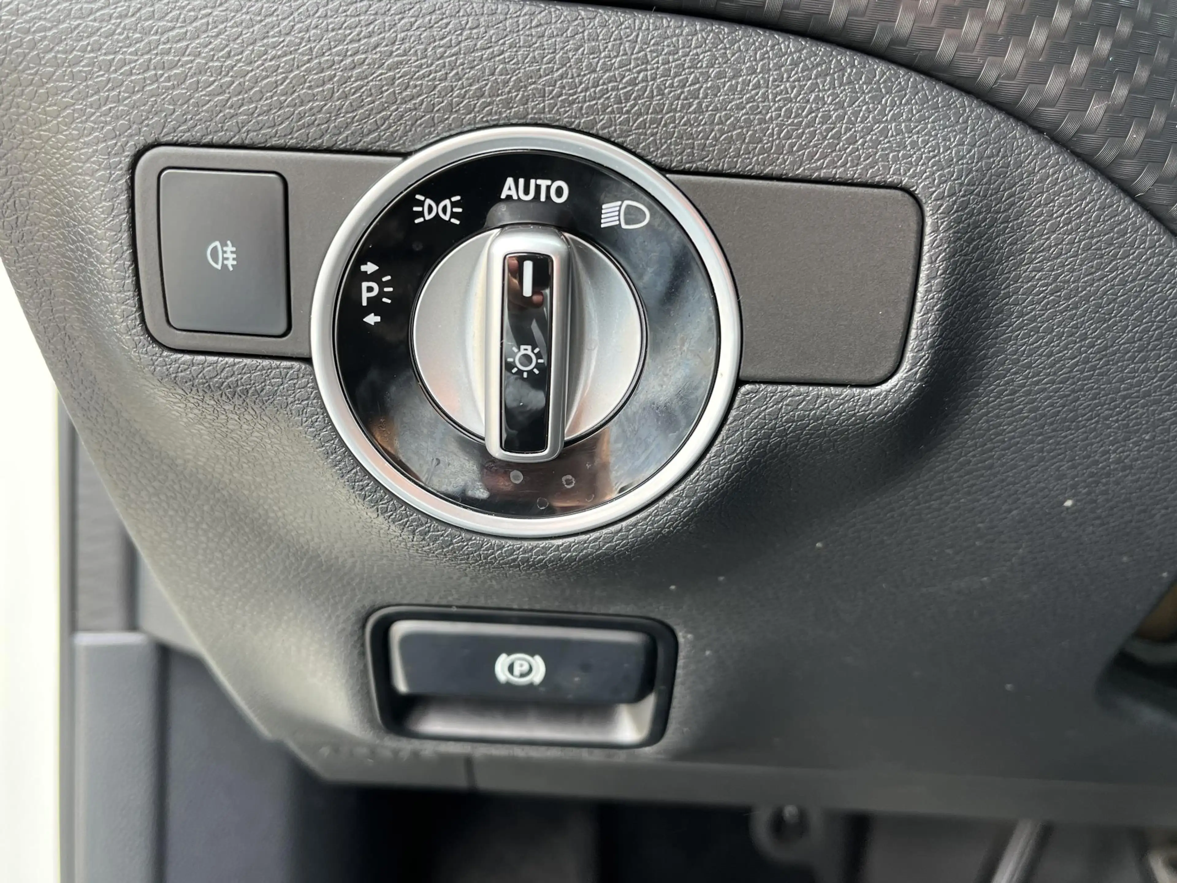Mercedes-Benz A 250 Sport — photo 30