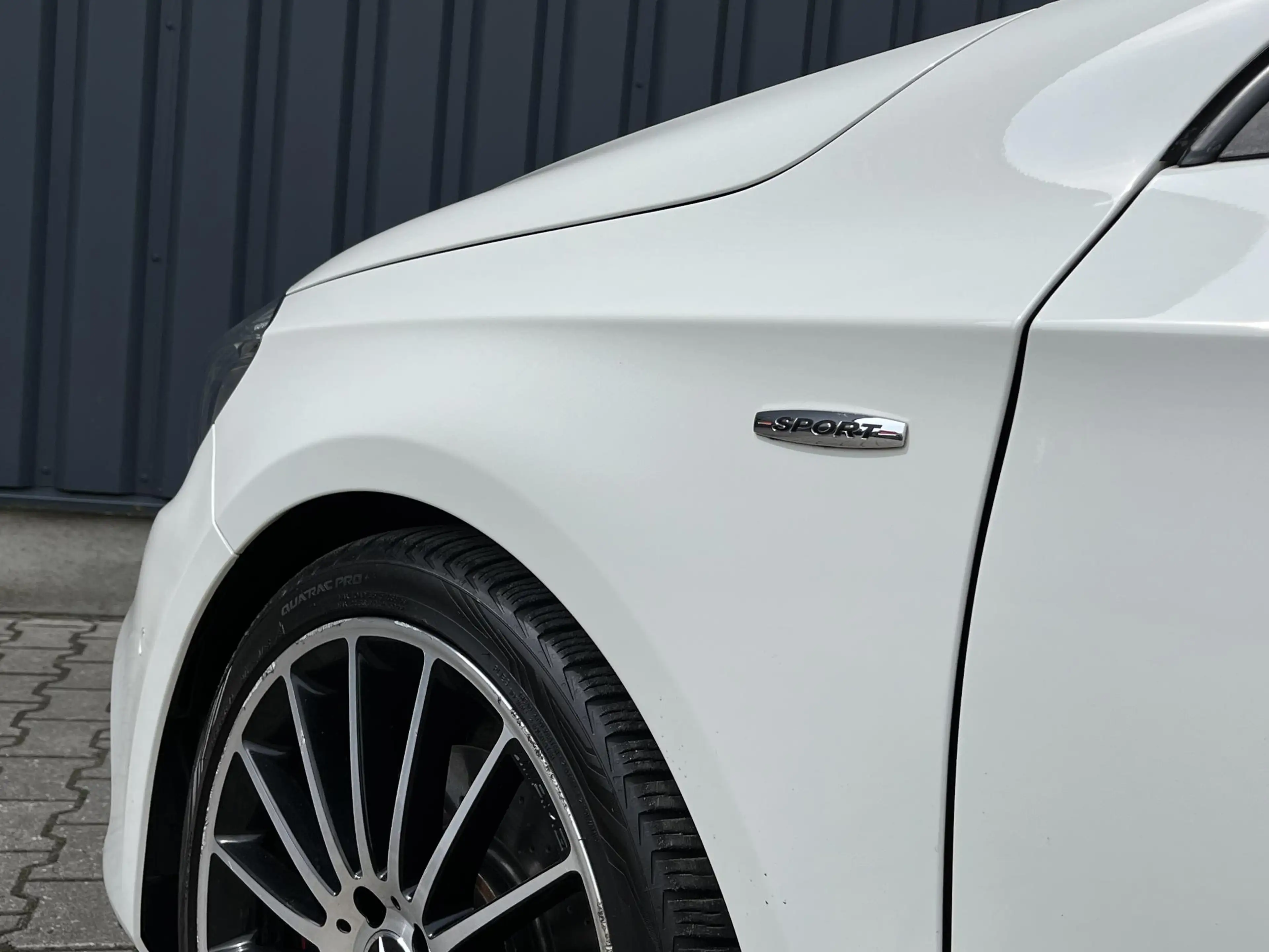 Mercedes-Benz A 250 Sport — photo 39