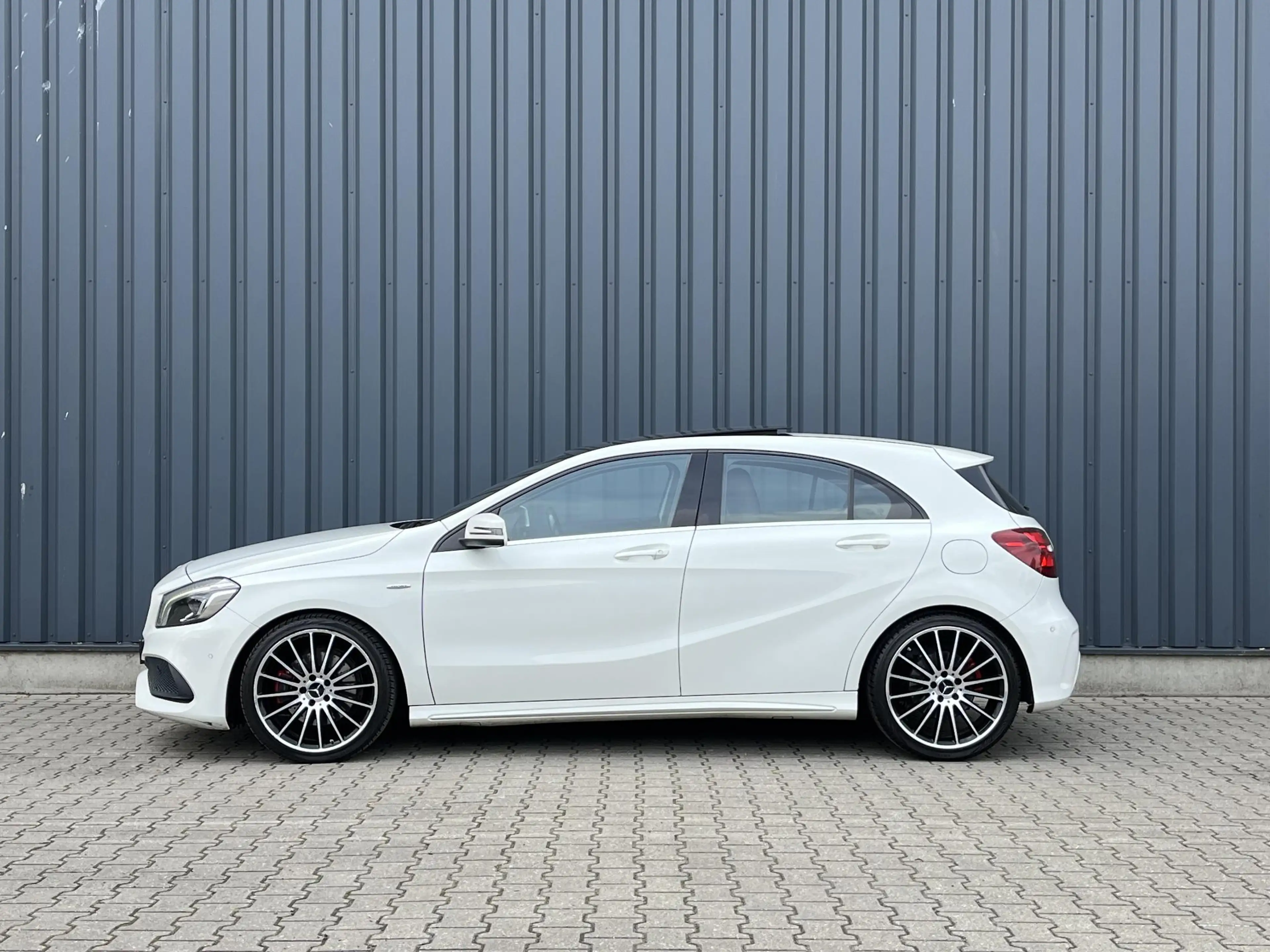 Mercedes-Benz A 250 Sport — photo 6