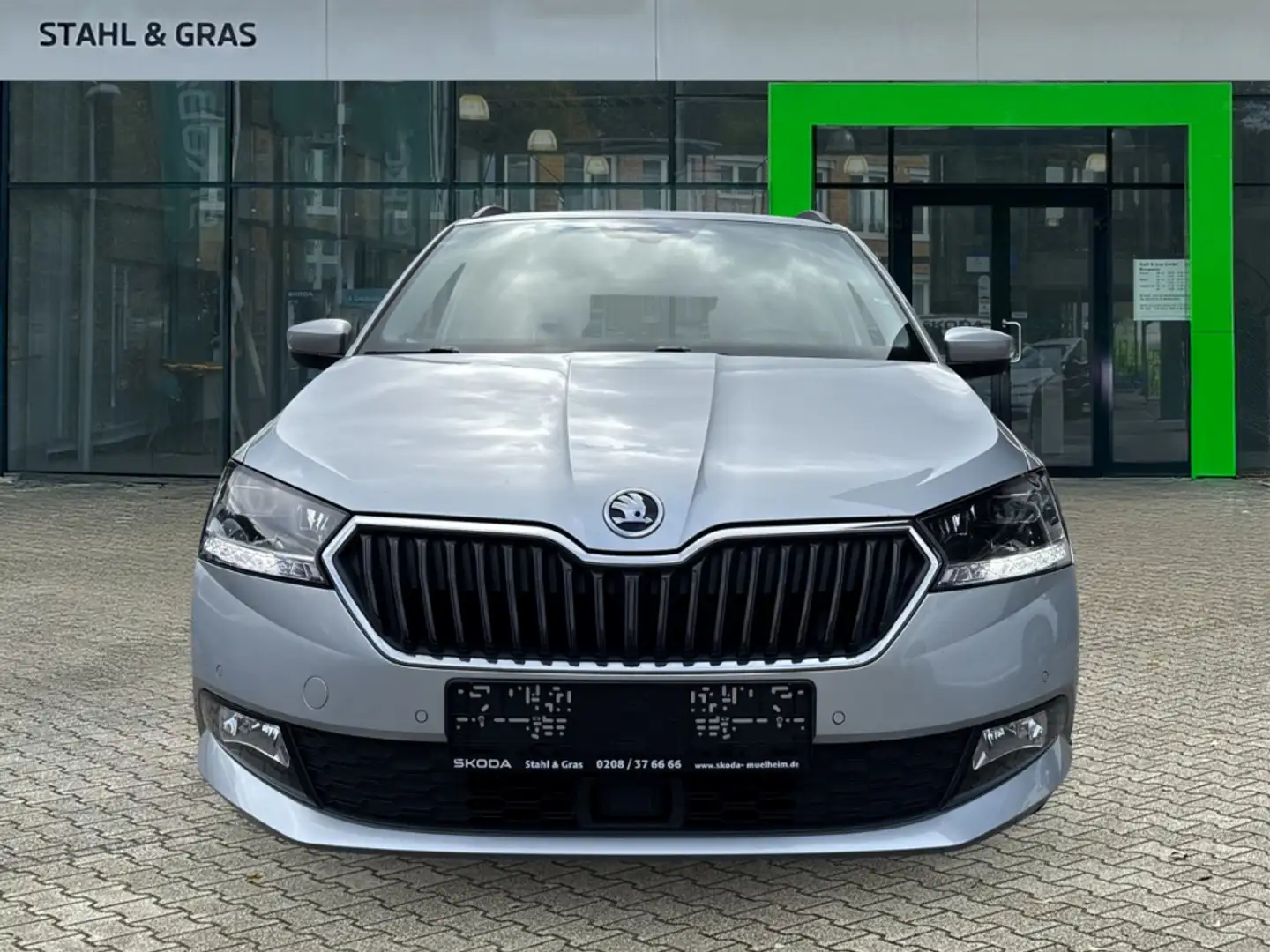 Skoda Fabia Soleil 1.0 MPI Combi Navi LED Sperrdiff. Apple Car Plateado - 2
