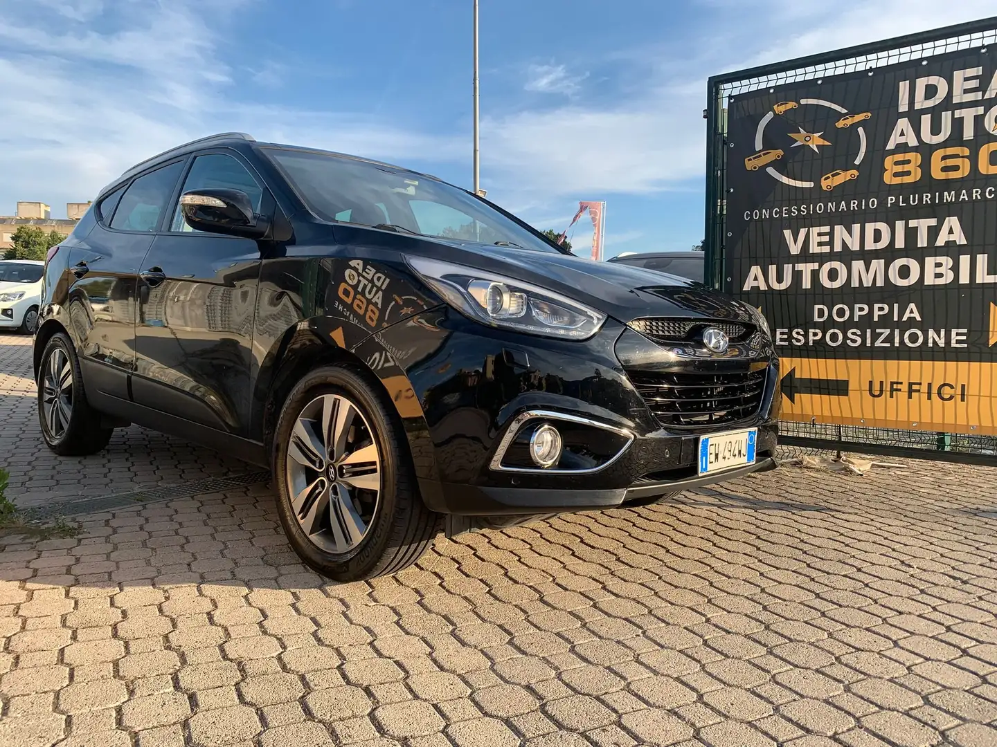 Hyundai iX35 1.7 crdi Xpossible 115cv Noir - 1