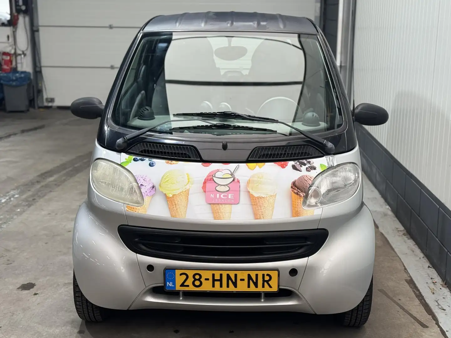 smart city-coupé/city-cabrio smart & pure Schwarz - 2