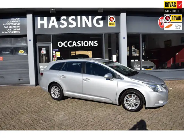 Toyota Avensis Wagon 1.8 VVTi Comfort, Climatronic, Navi, electr.