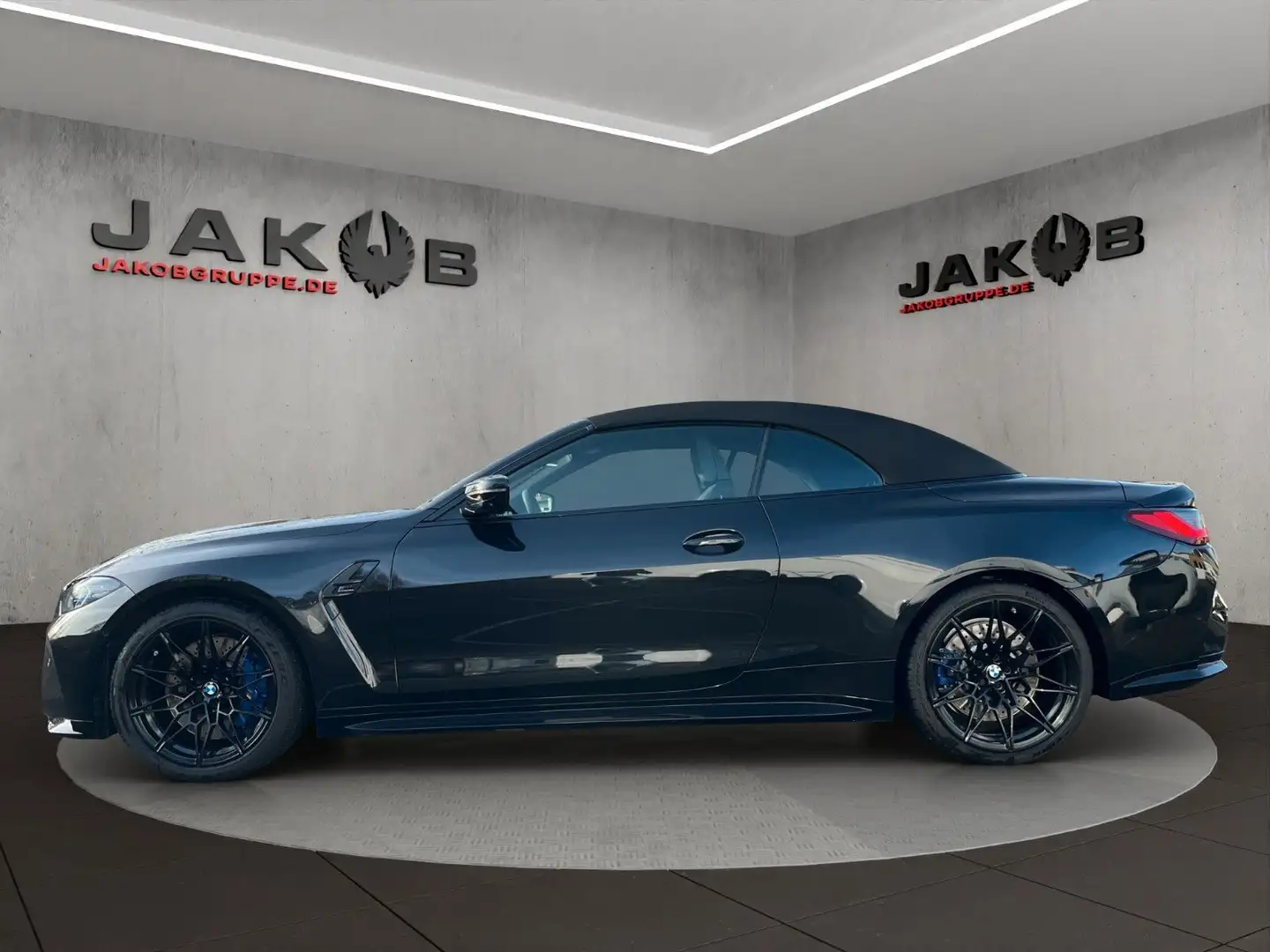 BMW M4 Cabrio xDrive Competition Schwarz - 2