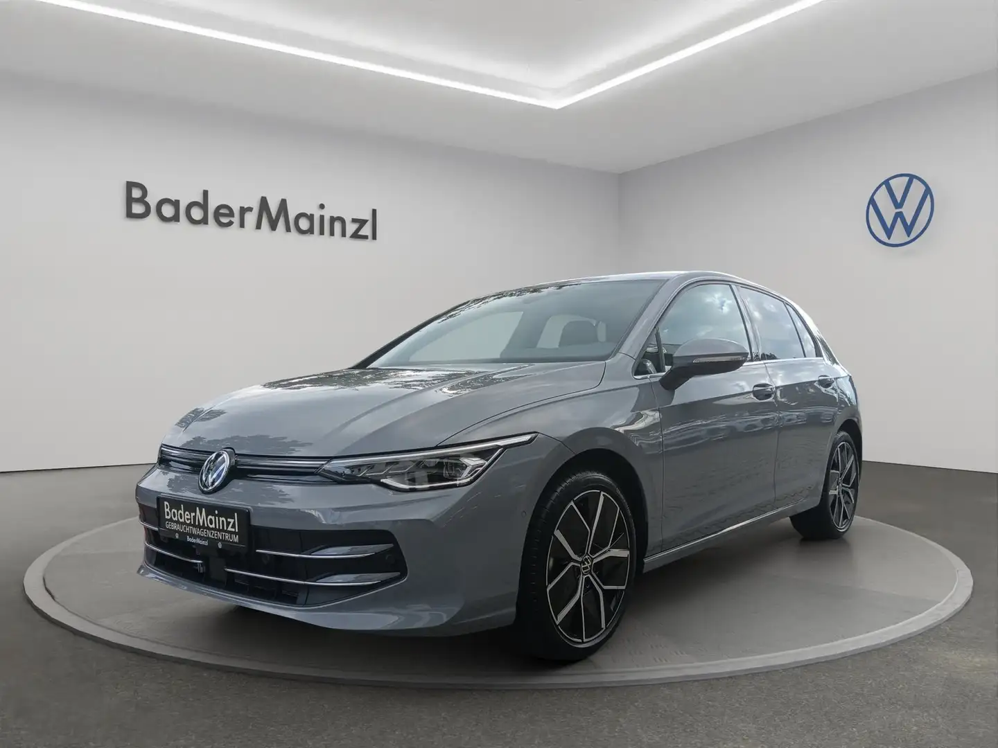 Volkswagen Golf 1.5 eTSI Navi LED AHK RFK ACC SHZ Gris - 1