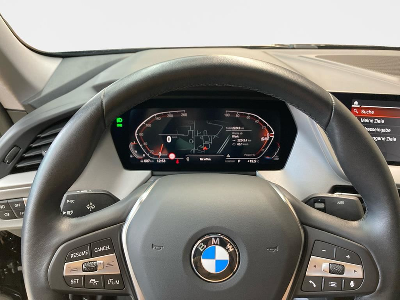 BMW 218 Advantage — photo 14