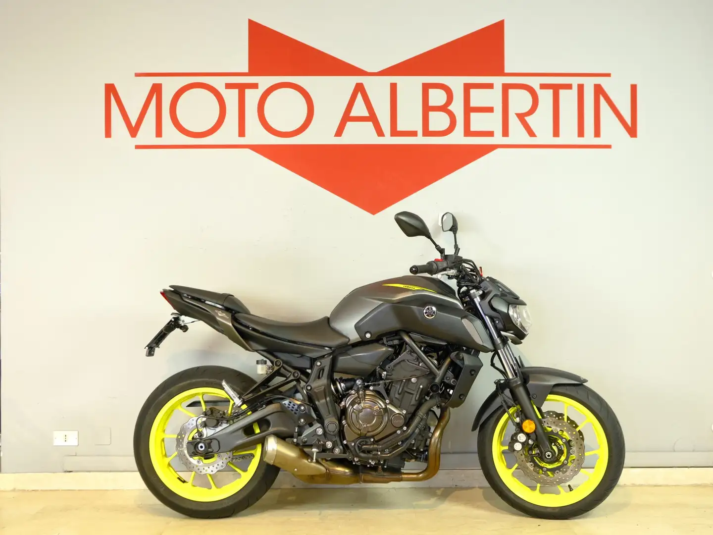 Yamaha MT-07 ABS Gris - 1
