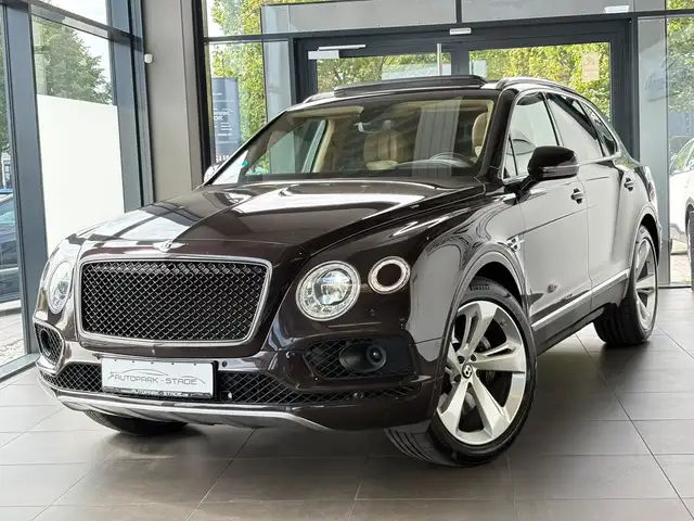 Bentley Bentayga V8 AWD Panorama ACC 360 Luft Memory