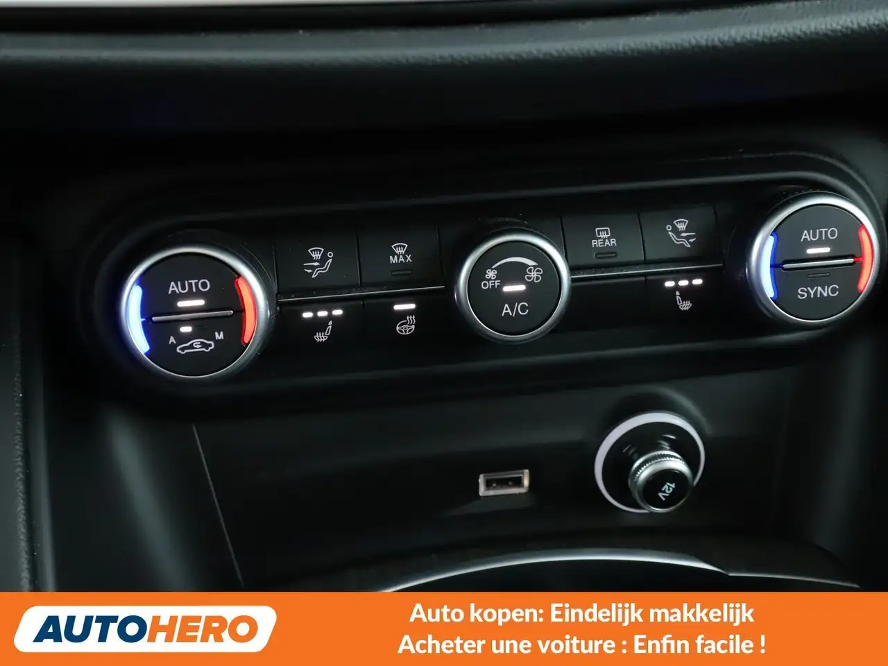 Alfa Romeo Stelvio 2023 — фото 14