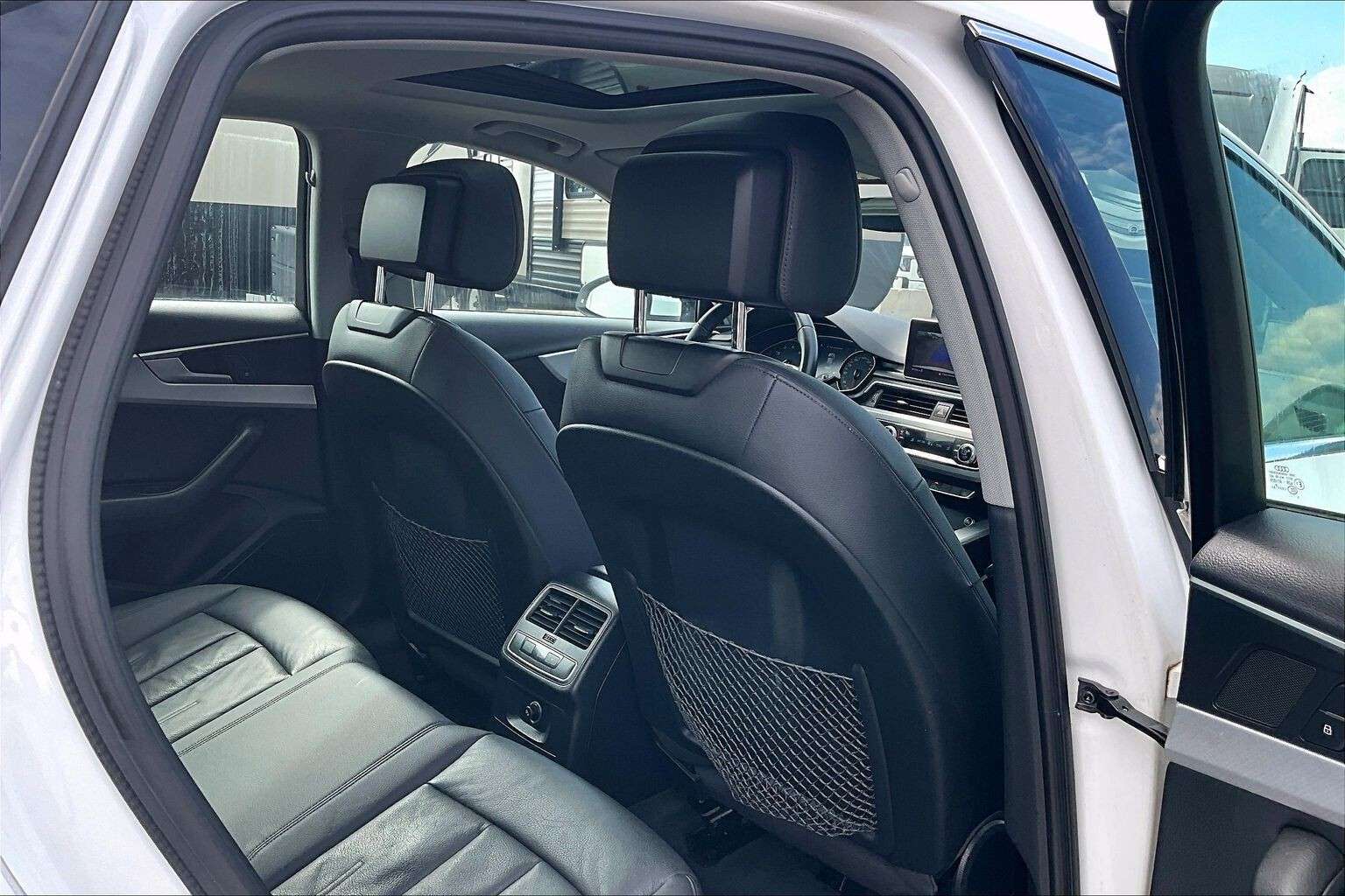 2019 Audi A4 Progressiv quattro | Navi | Heated Wheel 2,000 cc 4 cyl thumb 22