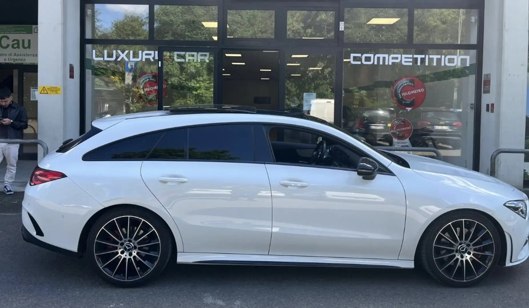 Mercedes-Benz CLA 200 Shooting Brake d Premium auto - 1