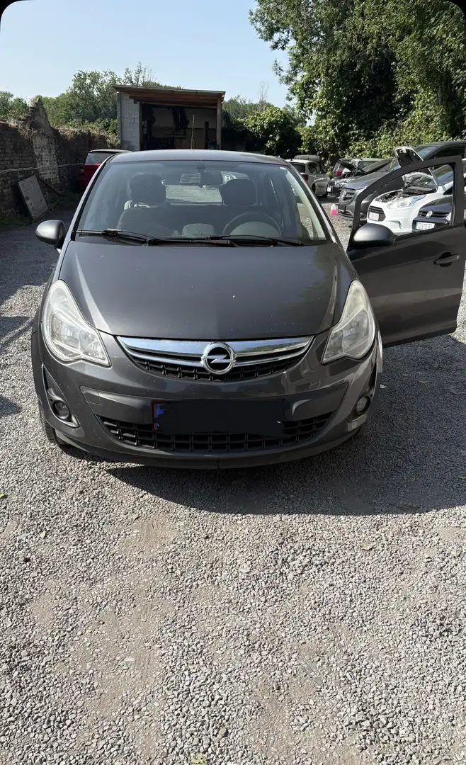 Opel Corsa 1.2i Enjoy Easytronic - 1