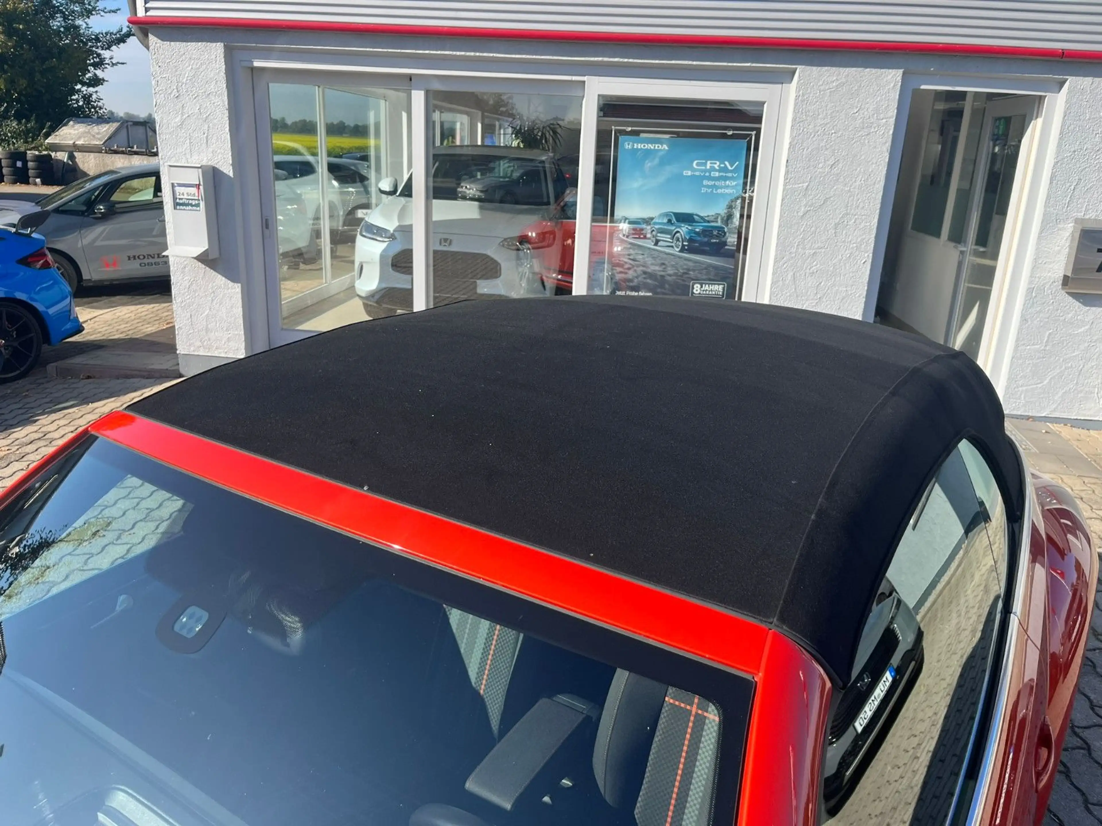 Volkswagen Beetle 2.0 TDI 81kW DSG BMT CLUB Cabriolet — photo 8