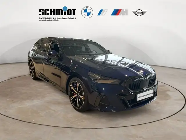 BMW 5 Series view 7
