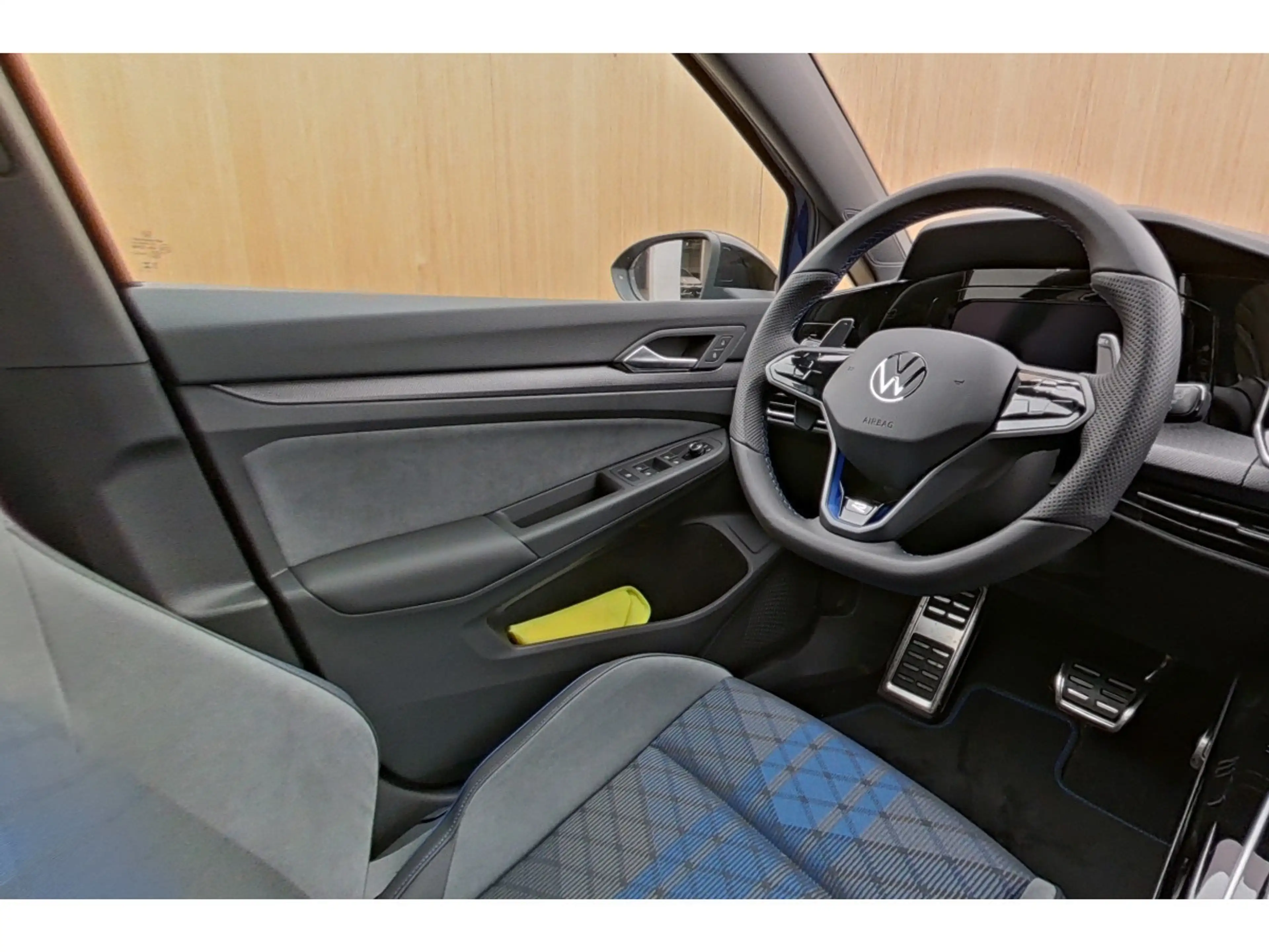 Volkswagen Golf R 2.0 TSI DSG 4x4 DSG 245 kW-333CV - R-Performance P — photo 8