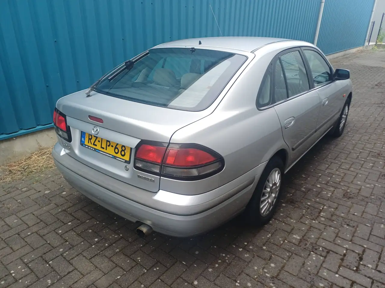Mazda 626 1.8i GLX, foto 4