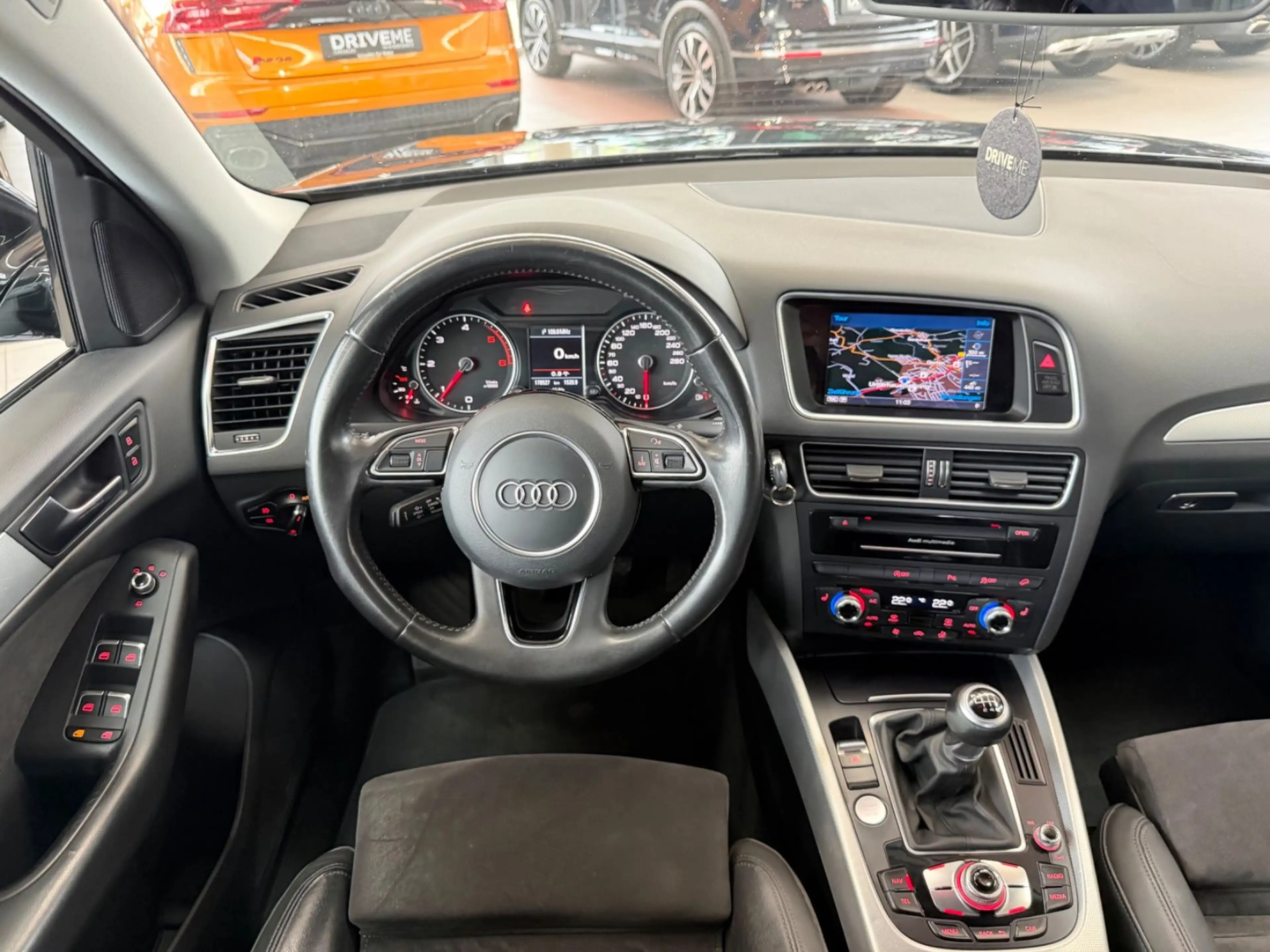 Audi Q5 2.0 TDI clean diesel/ultra S-Line Quattro — photo 11