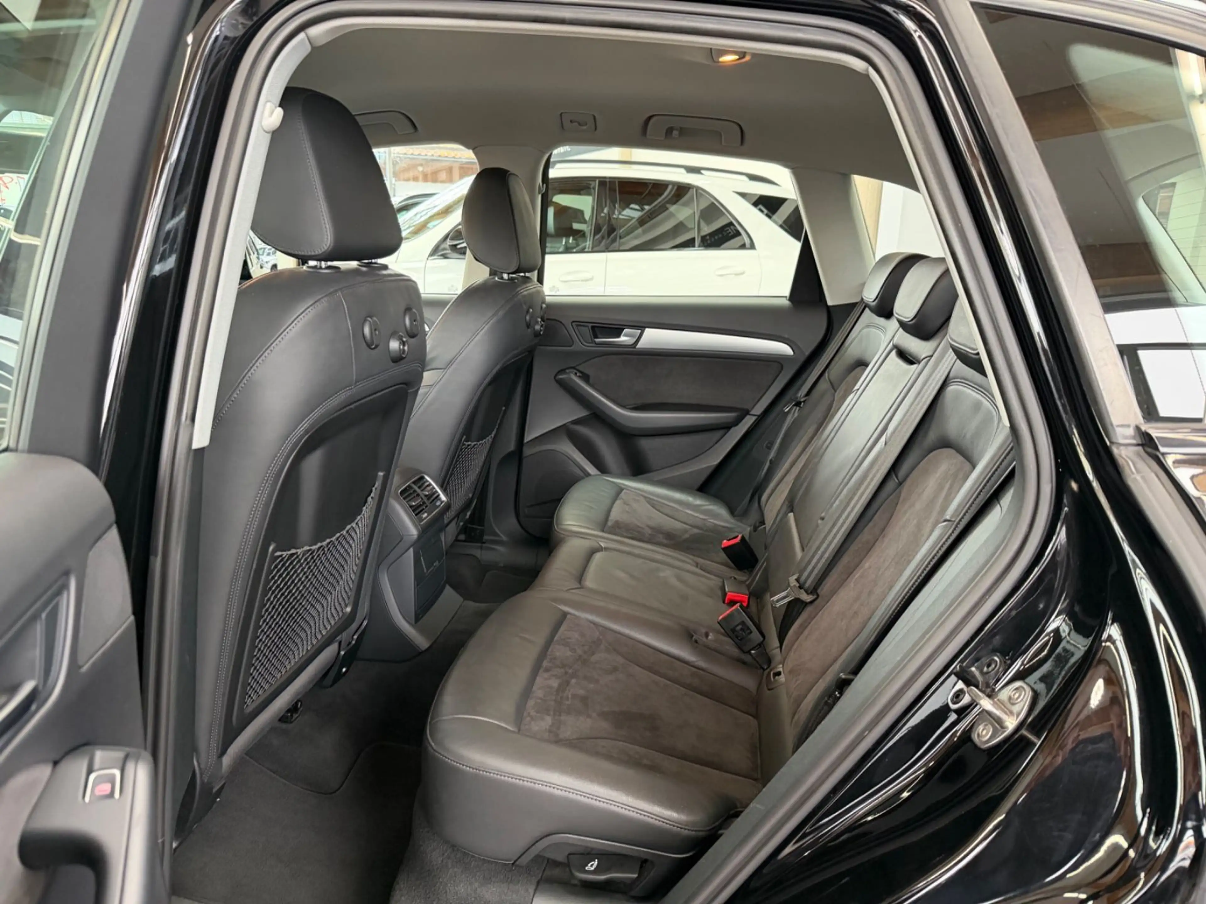 Audi Q5 2.0 TDI clean diesel/ultra S-Line Quattro — photo 22