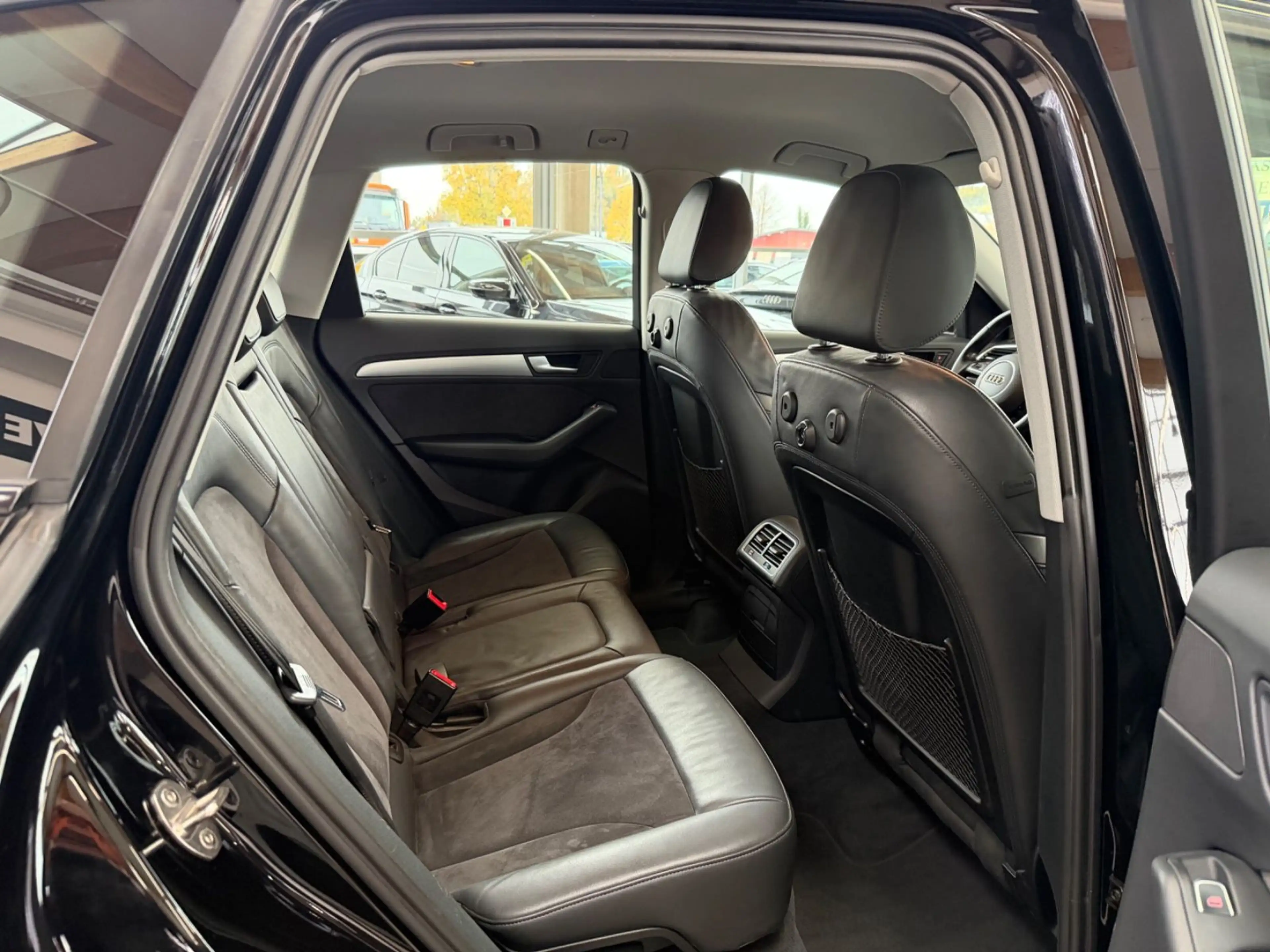 Audi Q5 2.0 TDI clean diesel/ultra S-Line Quattro — photo 23