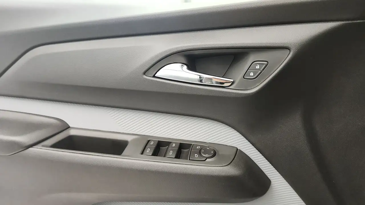 Chevrolet Bolt снимка Chevrolet Bolt