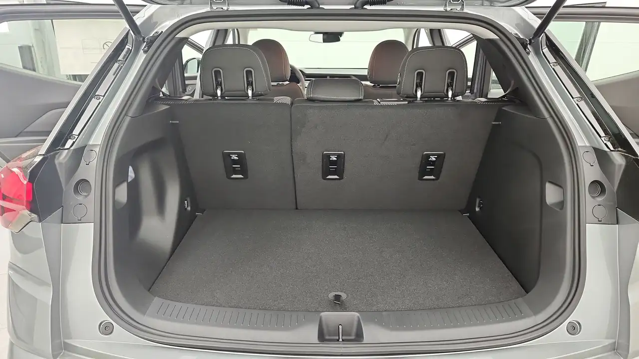 Chevrolet Bolt снимка Chevrolet Bolt