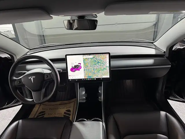 Tesla Model 3 view 11