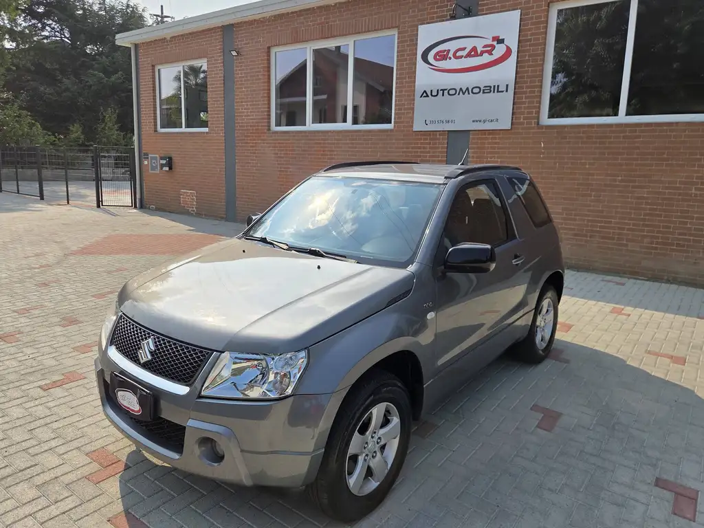 Suzuki Grand Vitara 2008 из Европы — купить под ключ