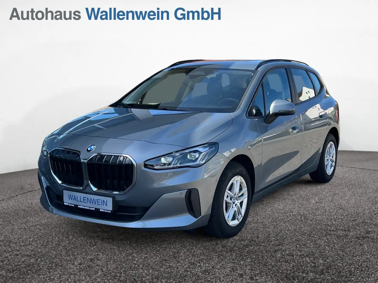 BMW 218 i Active Tourer Aut., DrivAss, 8-fach bereift Grau - 1