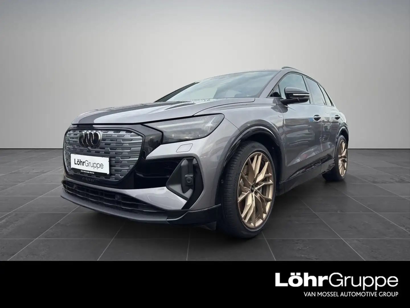 Audi Q4 e-tron 40 S-Line *MATRIX*HuD*NAVI*KAMERA* Grau - 1