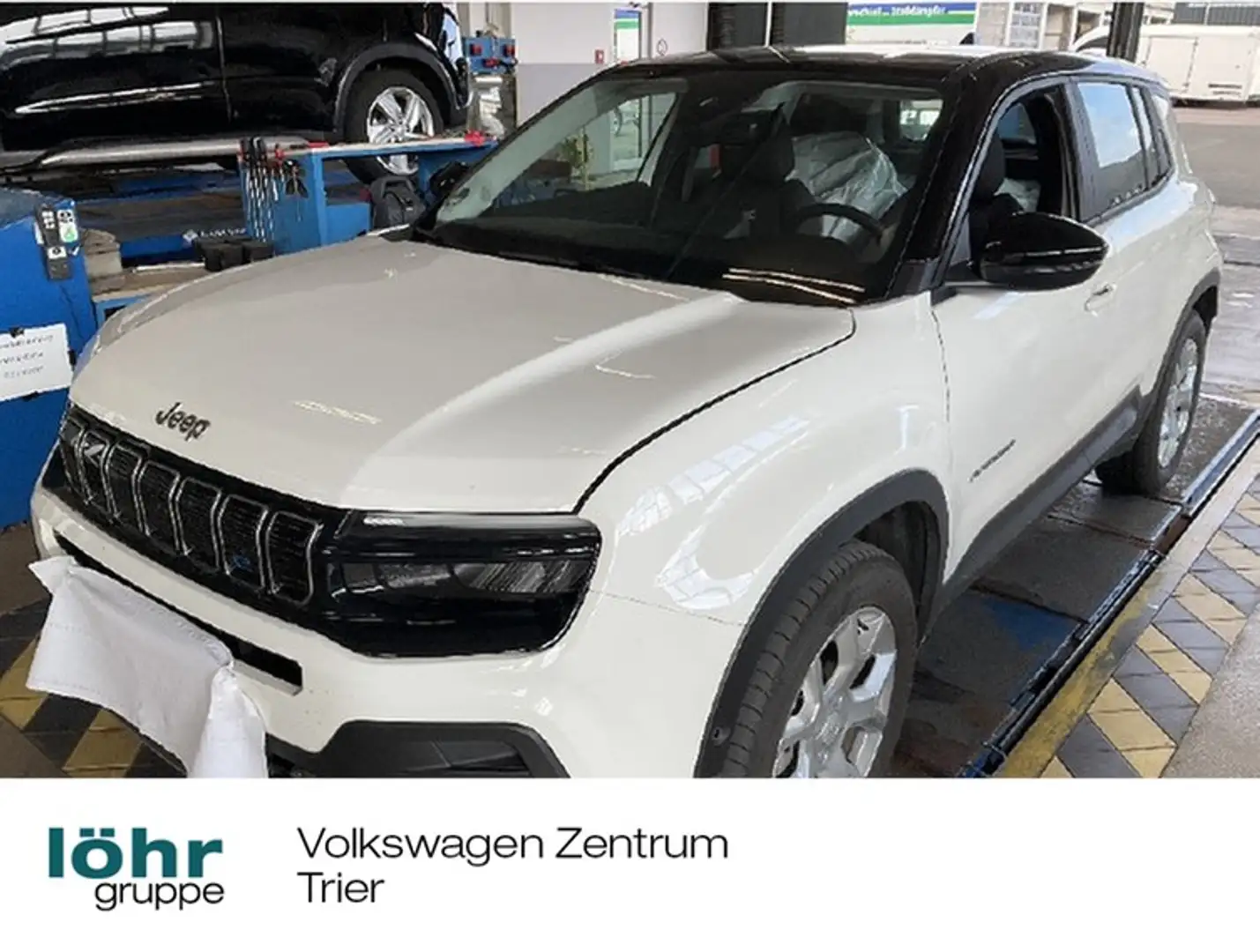Jeep Avenger Summit Electric Blanc - 1