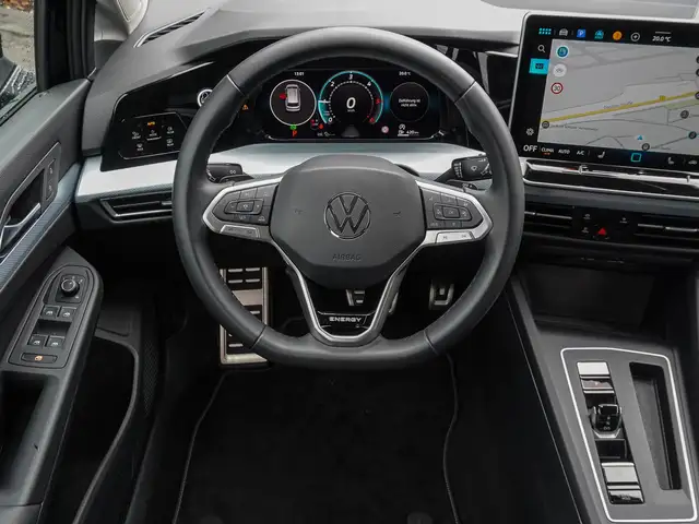 Volkswagen Golf view 11