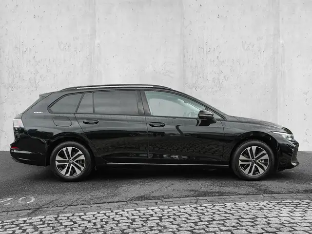 Volkswagen Golf view 5