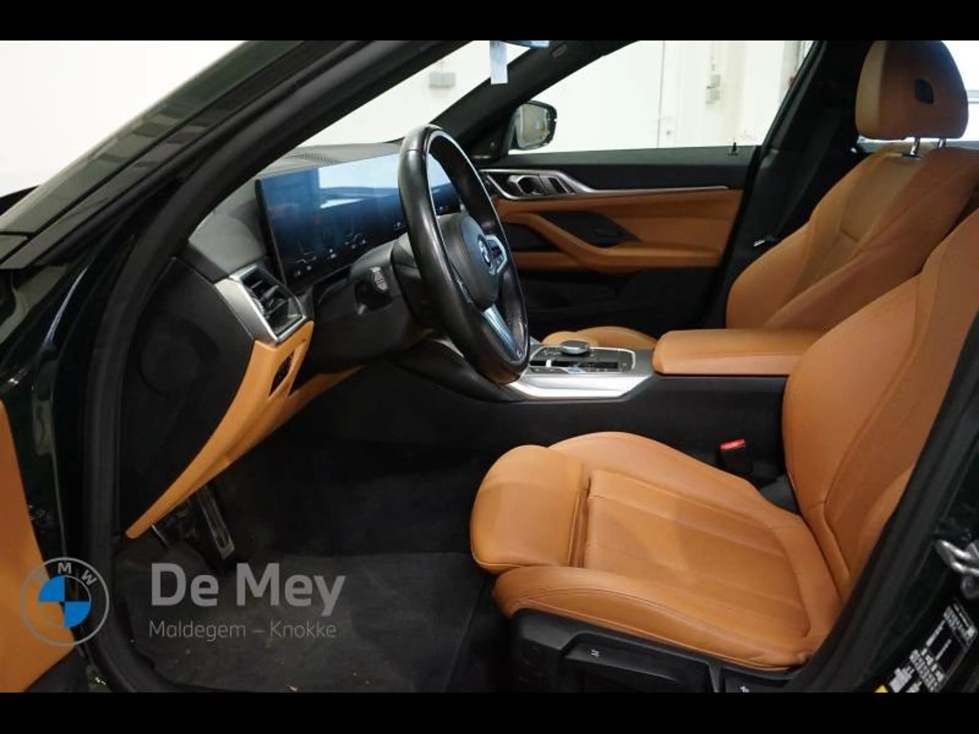BMW i4 eDrive40 — photo 12