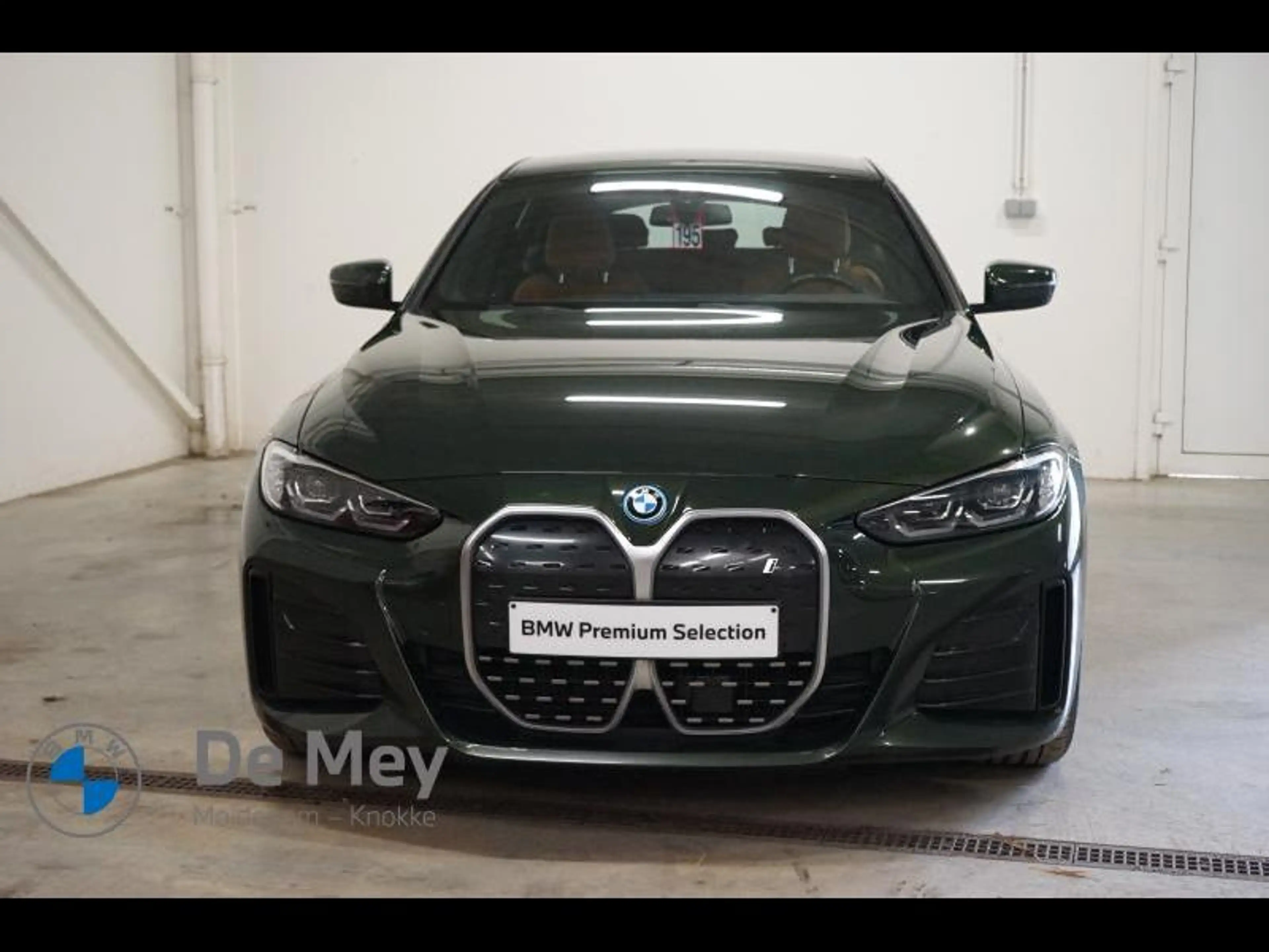 BMW i4 eDrive40 — photo 2