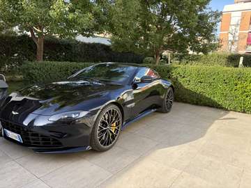 Coupe 4.0 V8 auto