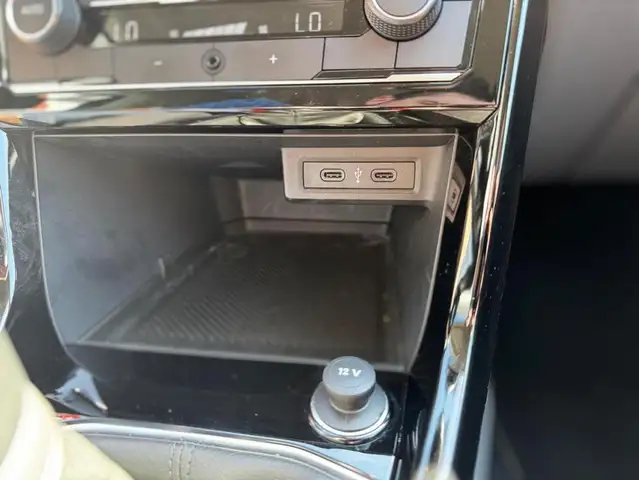 Volkswagen T-Cross view 23