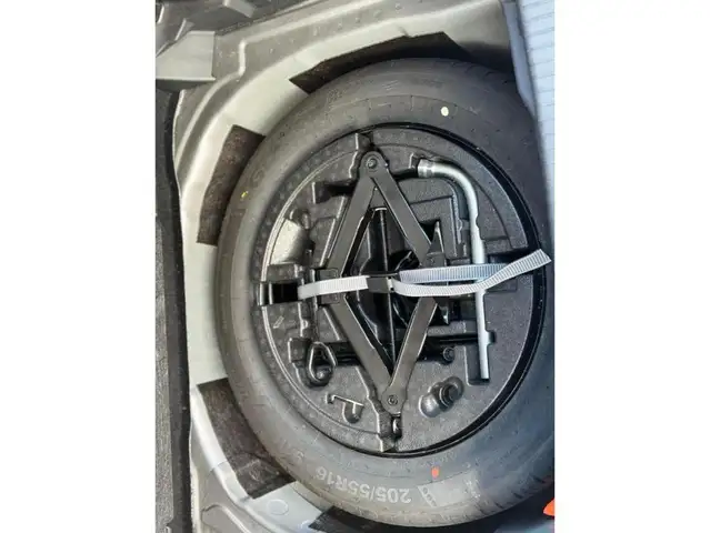 Volkswagen T-Cross view 24