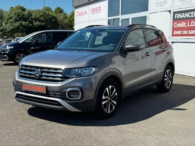 Volkswagen T-Cross view 2