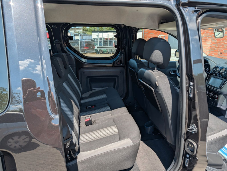 Dacia Dokker Stepway Celebration GARANTIE KLIMA NAVI — photo 14