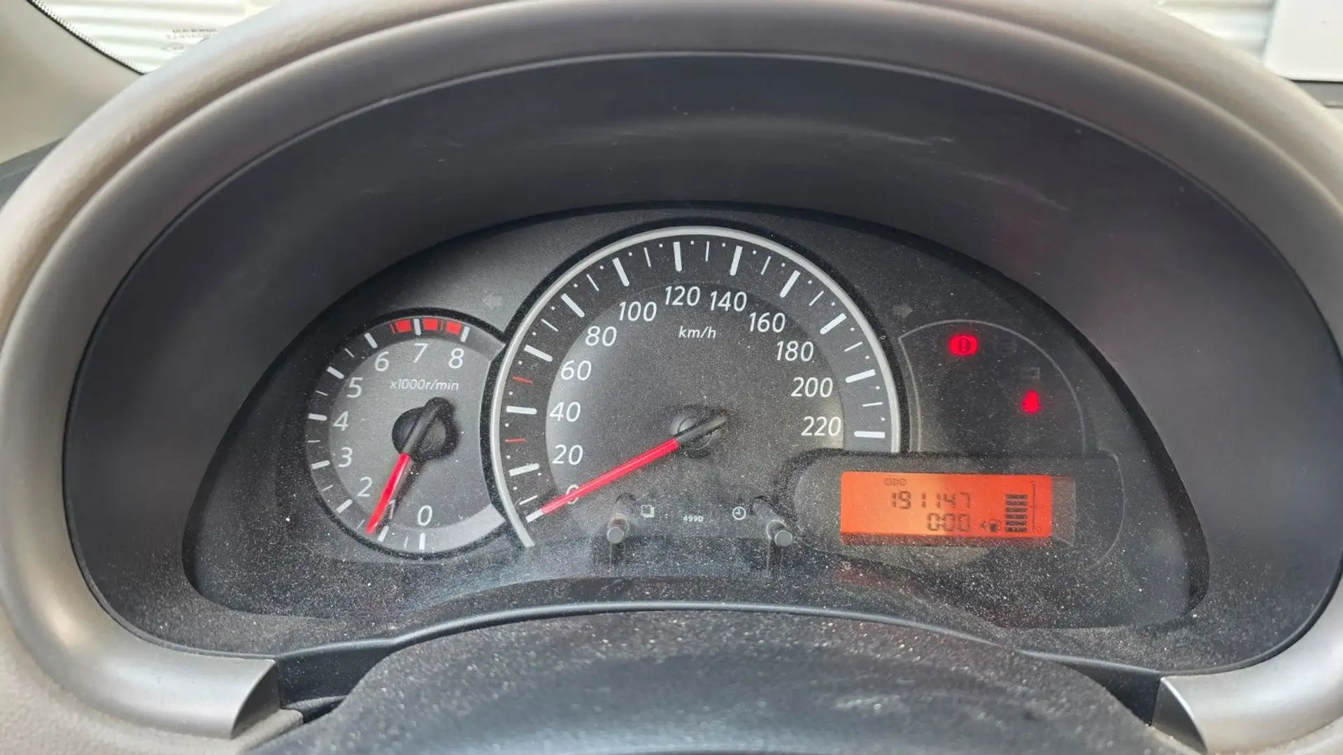 Nissan Micra Klima Shzg MFL EFH Navi Schwarz - 2