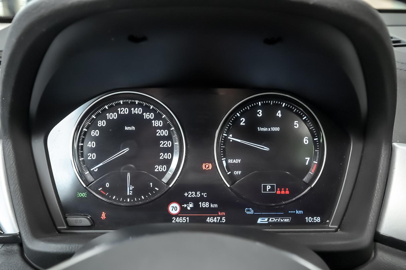BMW X2 25e xdrive — photo 10