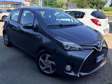Yaris III 2015 5p 1.5h Active my16